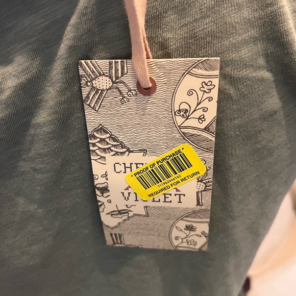 CHELSEA & VIOLET ROCKER CHIC TEE - Picture 5 of 5